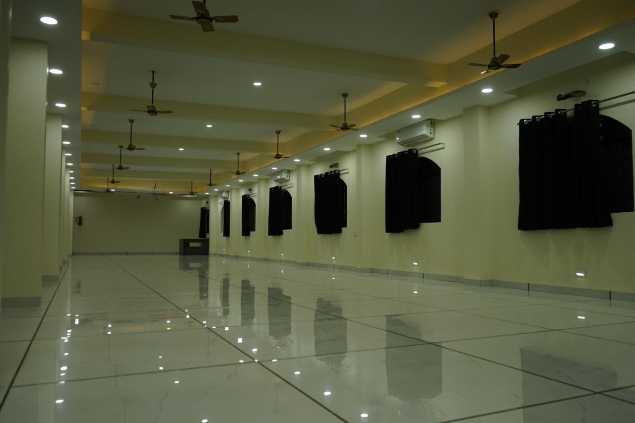 Ratna Mahal Dhāmnod Esterno foto